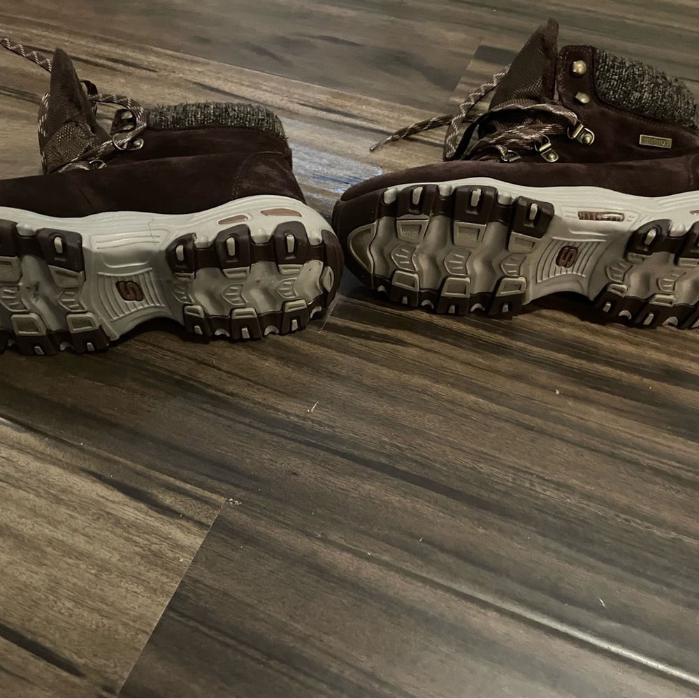 Skechers Brown Winter & Rain Boots - Picture 2 of 2